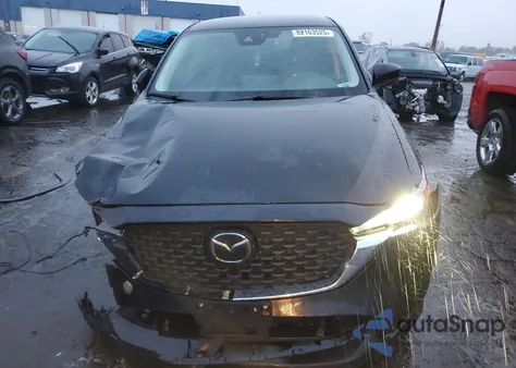 2022 Mazda Cx-5 z USA, uszkodzony, nr VIN JM3KFBAM5N0527311